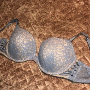Victoria’s Secret Very Sexy push up bra